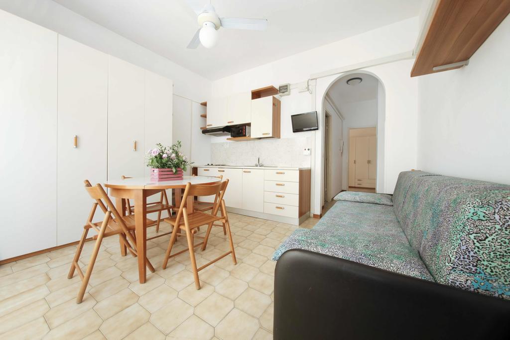 Residence Barusso Alassio Chambre photo